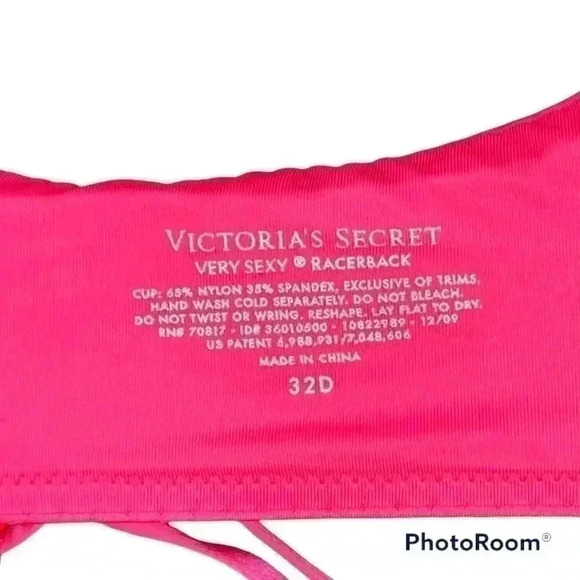 Victoria's Secret Hot Pink Push-Up Bra - Picture 8 of 8